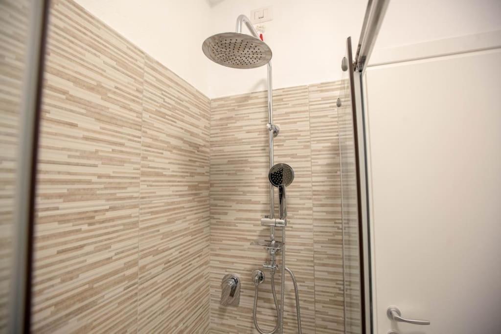 Apartment Paruta 65 - Teti *